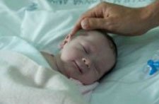 Впервые в мире совершена операция на сердце еще не родившегося ребенка