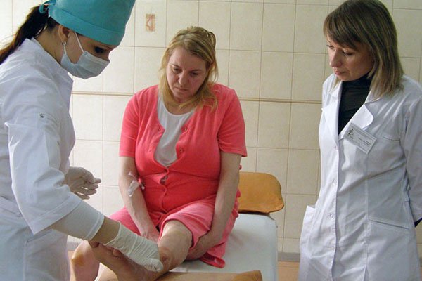О лечении переломов у пожилых людей в Запорожской областной больнице