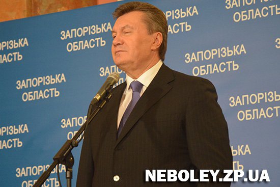 В Запорожье Виктор Янукович рассказал о «значительном снижении смертности деточек»