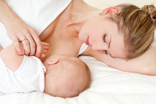 Запорожские матери не хотят кормить новорожденных грудью