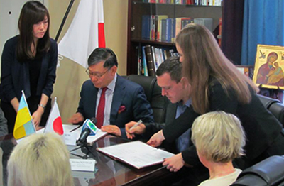 Районная больница Запорожской области получила медоборудование из Японии